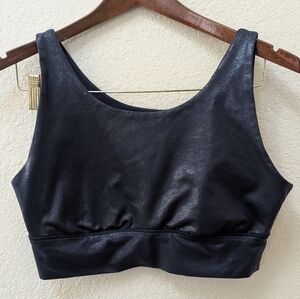 Offline By Aerie The Hugger Crackle Sports Bra In Black. Size Large